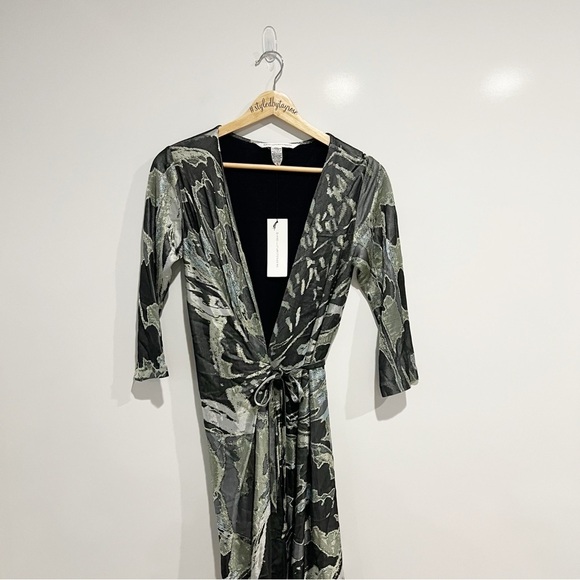 NWT Diane Von Furstenberg Long Sleeve Wrap Dress - Picture 2 of 7